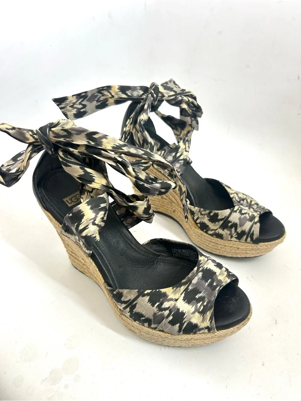 UGG Lucianna Espadrille Wedge Size 6 Platform Ankle Ties